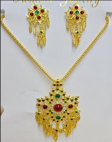 Pacific Jewelry & Watches Los Angeles - เครื่องประดับแบบไทยต่างหูสร้อยคอเครื่องประดับสไตล์ชาติพันธุ์เครื่องประดับผู้หญิงสีทองมันวาว
