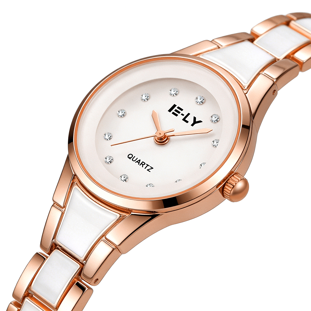 นาฬิกาควอตซ์ 2 เรือน ดีไซน์ทัน - Jewels On Watches บทวิจารณ์และราคา