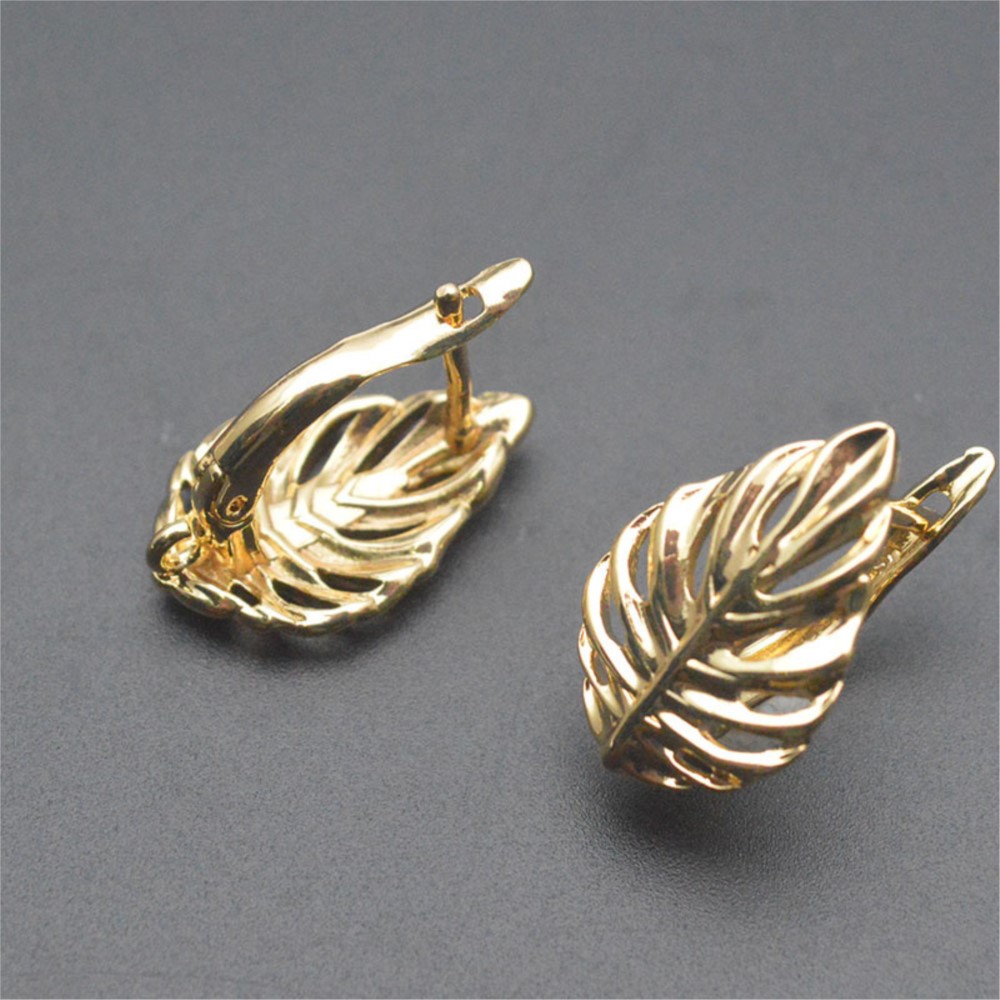 ต่างหูแบบตะขอเกี่ยวรูปใบไม้ ชุ - Hoop Earrings บทวิจารณ์และราคา